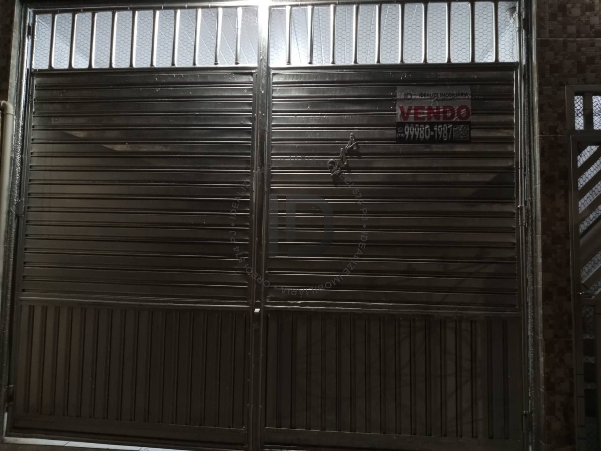 Casa de Andar com Galpão Comercial – Bairro Siqueira Campos