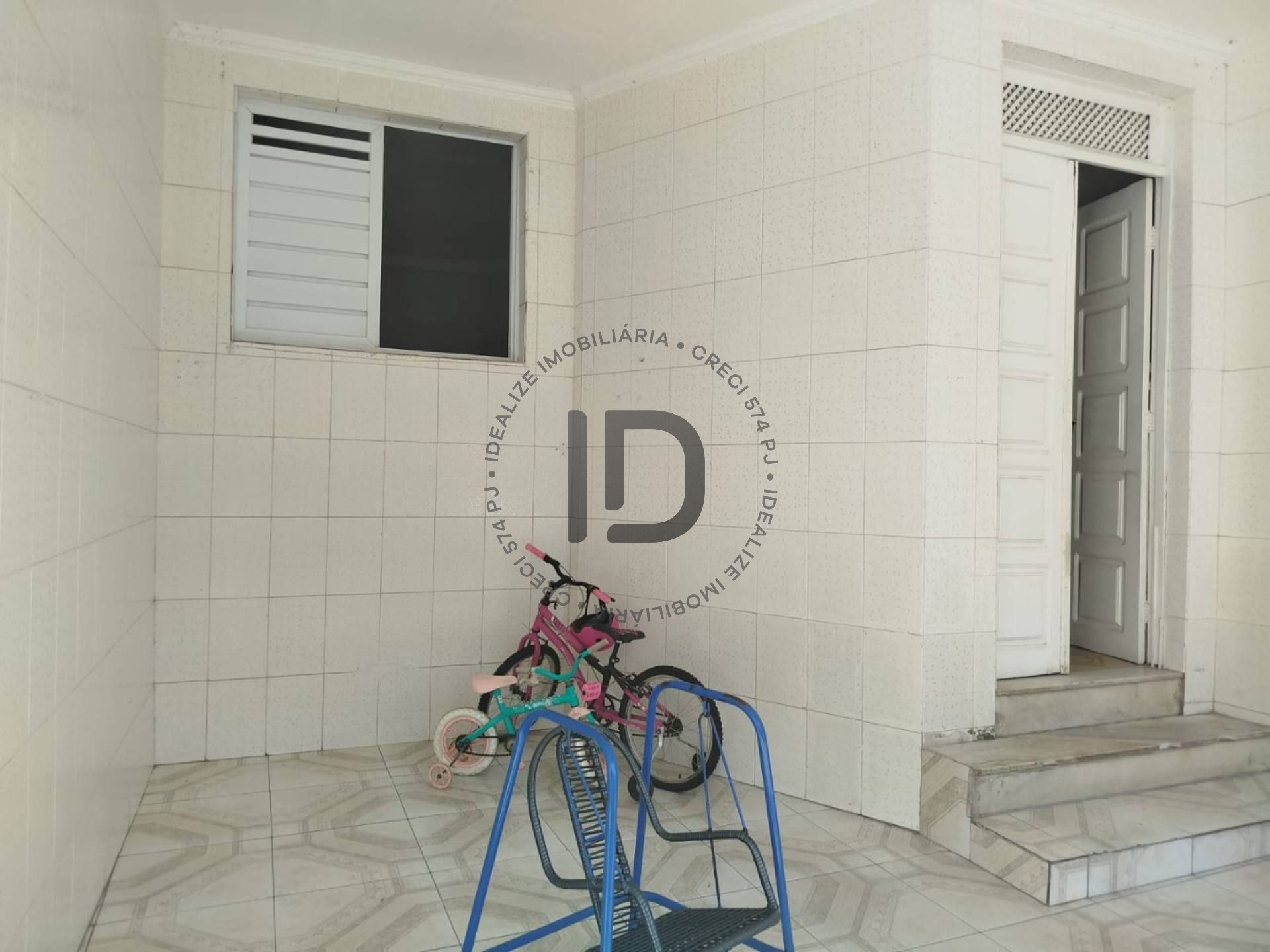 Casa 03 quartos Bairro Cirurgia