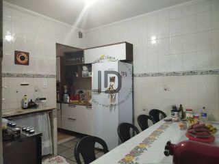 Casa 03 quartos Bairro Cirurgia