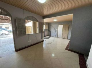 Casa Para Vender com 3 quartos 1 suíte no bairro Farolândia em Aracaju