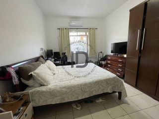 Casa a venda no Bairro Luzia!