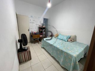 Casa a venda no Bairro Luzia!