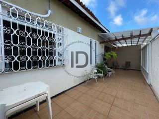 Casa a venda no Bairro Luzia!