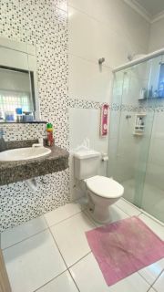 Casa com piscina a 800 metros da praia do tabuleiro
