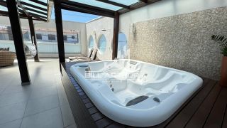 Apartamento Alto Padrão na praia com Jacuzzi 6 Lugares.