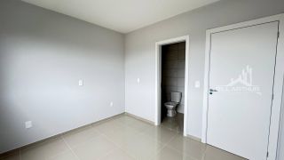 O seu apartamento na praia esta te esperando.