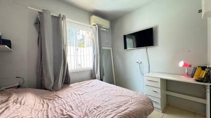 Casa na praia com jacuzzi sendo vendida abaixo do valor de mercado