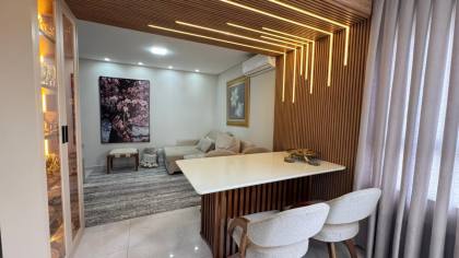 Apartamento Para Vender com 3 quartos 1 suítes no bairro centro  em Balneário Piçarras