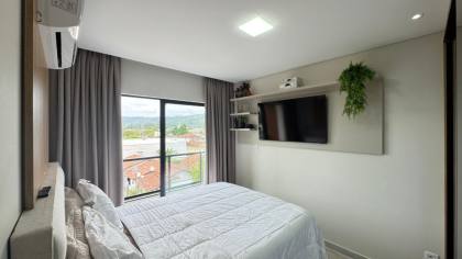 Apartamento Para Vender com 3 quartos 1 suítes no bairro centro  em Balneário Piçarras