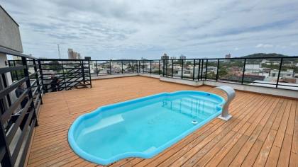 Apartamento Para Vender com 3 quartos 1 suítes no bairro centro  em Balneário Piçarras