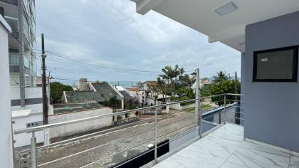 Sobrado com vista para o mar á venda com 3 quartos 1 suítes no bairro Centro em Penha