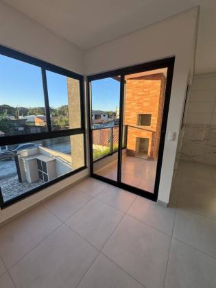 Apartamento Para Venda com 2 quartos 1 suítes no bairro ITACOLOMI em Balneário Piçarras