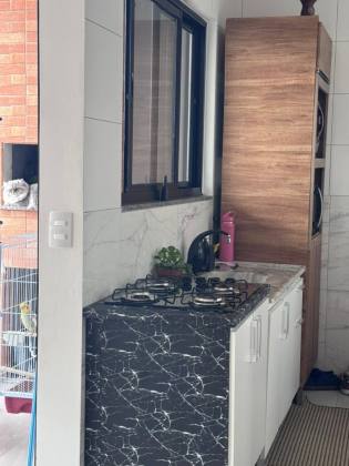 Apartamento Para Venda com 2 quartos 1 suítes no bairro ITACOLOMI em Balneário Piçarras