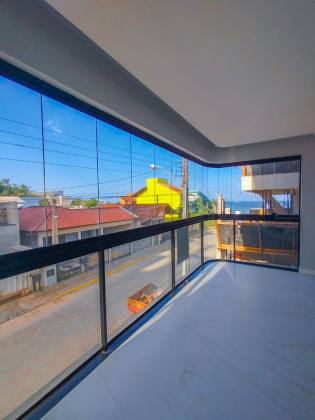 Apartamento alto padrão a venda com 3 suítes no bairro ITACOLOMI em Balneário Piçarras
