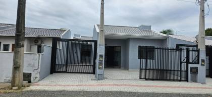Casa para Vender com 2 dormitórios, sendo 1 suíte no bairro Itajuba em Barra Velha