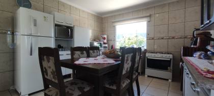 Casa sozinha no terreno 650 metros do mar - 400m² de terreno