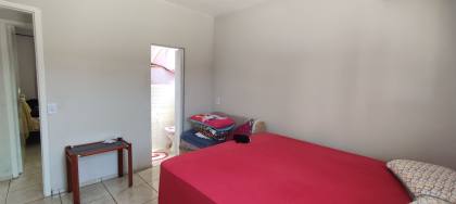 Casa sozinha no terreno 650 metros do mar - 400m² de terreno