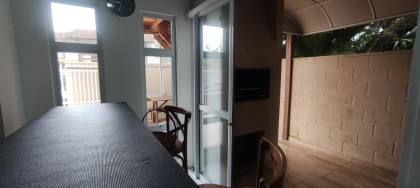 Sobrado 100 metros do mar com 3 dormitórios (1 suíte) - Itajubá em Barra Velha