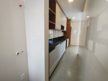 Apartamento Para Vender com 2 demi- suites e 1 suíte no bairro ITACOLOMI em Balneário Piçarras