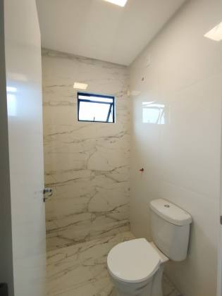 Apartamento Para Vender com 2 demi- suites e 1 suíte no bairro ITACOLOMI em Balneário Piçarras