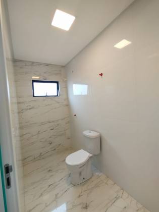 Apartamento Para Vender com 2 demi- suites e 1 suíte no bairro ITACOLOMI em Balneário Piçarras