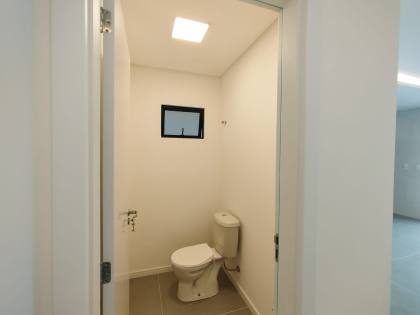 Apartamento Para Vender com 2 demi- suites e 1 suíte no bairro ITACOLOMI em Balneário Piçarras