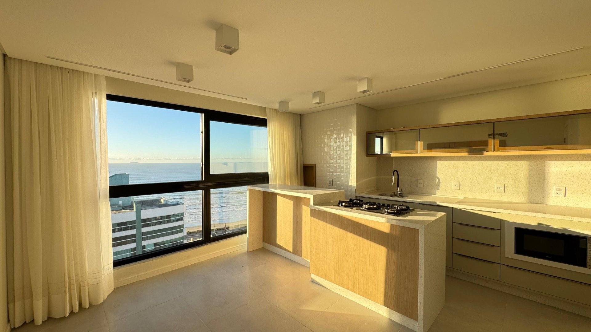 Cobertura a venda 1 suíte + 1 dormitório no bairro Gravatá em Navegantes