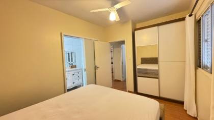 Apartamento Para Alugar com 3 quartos 1 suítes no bairro centro  em Balneário Piçarras