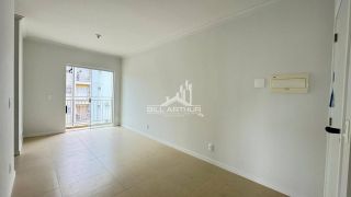 O seu apartamento na praia está te esperando!