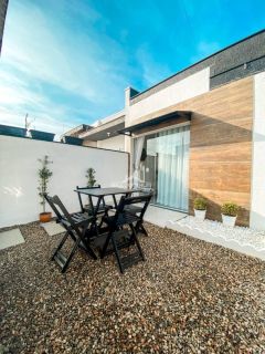 Casa mobiliada para locação anual em Barra Velha