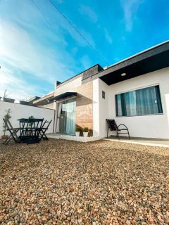 Casa mobiliada para locação anual em Barra Velha