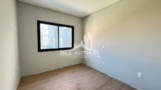 OPORTUNIDADE! CASA COM PISCINA – ABAIXO DO VALOR