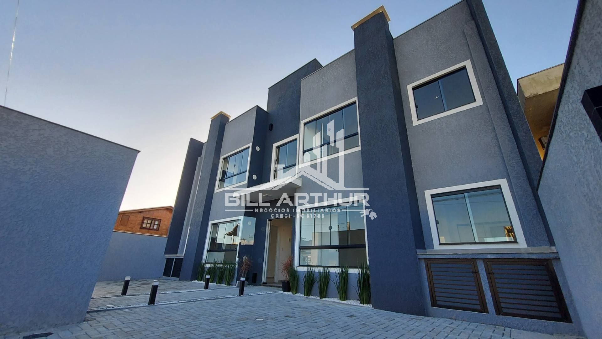 Apartamento Para Vender com 1 quartos 1 suítes no bairro ITACOLOMI em Balneário Piçarras