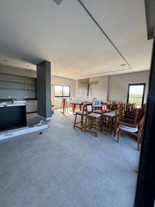 Apartamento à venda a 200m do mar em Itajubá – Barra Velha | 2 quartos (1 suíte) | 80m²