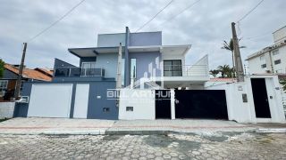 Sobrado com vista mar sendo vendido abaixo do valor de mercado
