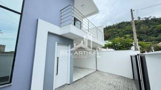 Sobrado com vista mar sendo vendido abaixo do valor de mercado
