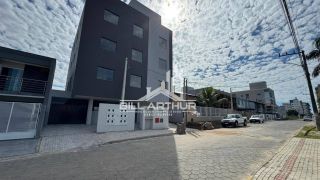 Apartamento para venda com 02 quartos sendo 01 suítes no bairro em Balneário Piçarras
