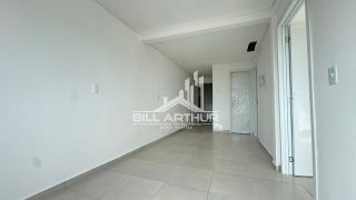 Apartamento para venda com 02 quartos sendo 01 suítes no bairro em Balneário Piçarras