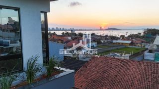 Apartamento para locação anual com 2 quartos + 1 suíte no bairro Armação  em Penha SC.