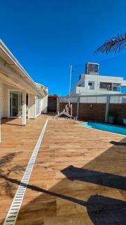 CASA PÉ NA AREIA À VENDA | PENHA/SC