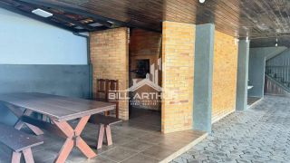 KITNET MOBILIADA PARA LOCAÇÃO ANUAL NO CENTRO DE BALNEÁRIO PIÇARRAS