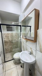 KITNET MOBILIADA PARA LOCAÇÃO ANUAL NO CENTRO DE BALNEÁRIO PIÇARRAS