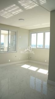Cobertura de Alto Padrão com 4 Suítes e Condomínio Completo em Penha!