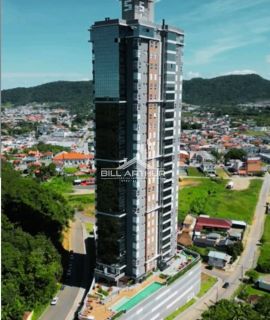 Cobertura de Alto Padrão com 4 Suítes e Condomínio Completo em Penha!