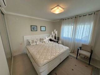 Casa Alto Padrão Mobiliada com Área Gourmet, Próxima ao Rio Piçarras!