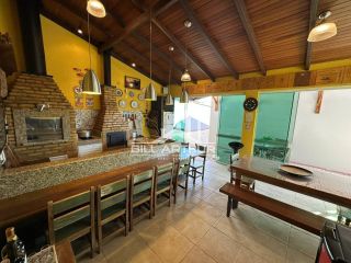Casa Alto Padrão Mobiliada com Área Gourmet, Próxima ao Rio Piçarras!