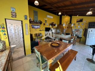 Casa Alto Padrão Mobiliada com Área Gourmet, Próxima ao Rio Piçarras!