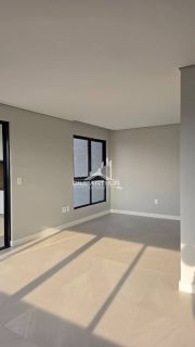 Apartamento Alto Padrão com 3 Suítes em Balneário Piçarras – Sofisticação e Conforto à Beira-Mar!