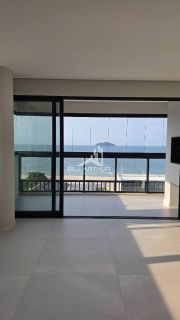 Apartamento Alto Padrão com 3 Suítes em Balneário Piçarras – Sofisticação e Conforto à Beira-Mar!