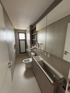 Apartamento Alto Padrão com 4 Suítes em Balneário Piçarras – Sofisticação e Exclusividade!